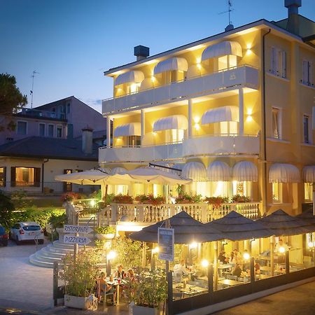 Hotel Le Lampare Caorle Exterior foto